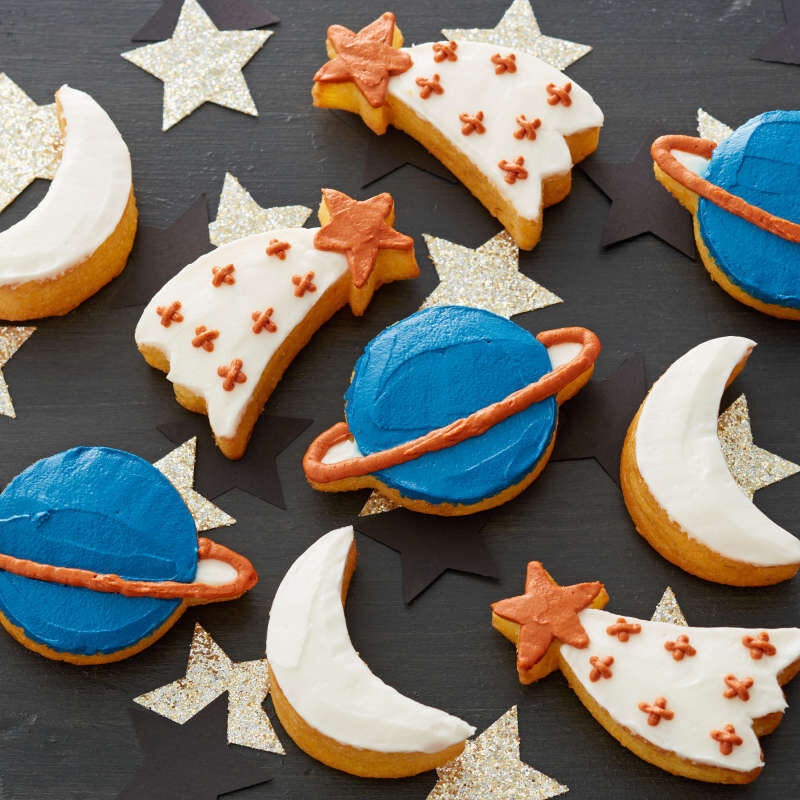 https://party-shop-emporium.myshopify.com/cdn/shop/products/2105-0-0836-Wilton-Shooting-Star-Planet-and-Moon-Silicone-Baking-and-Candy-Mold-6-Cavity-L2_1024x1024.jpg?v=1659549350